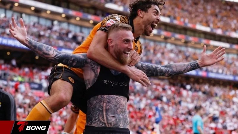 Wembley vỡ òa và khoảnh khắc làm nên lịch sử